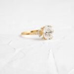 Stargaze Ring, Oval Cut Diamond Moissanite Engagement Ring 18karat Gold Ring - 图片 3