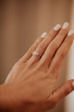 18K Solid Gold Lab-Grown Diamond Marquise Ring - 图片 8