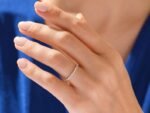 18K Solid Gold and Double Round Vertical Baguette Wedding Ring for Women - 图片 4