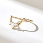 Natural Diamond Tiara Arch Ring, 18k Gold Dainty Wedding Band, Pear Contour Ring - 图片 4