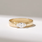 Natural Diamond Gold Band | 18K Solid Gold Thick Band Solitaire Ring | Natural Diamond - 图片 2