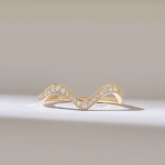 14K 天然钻石交替密镶堆叠戒指：适合日常佩戴的小巧之字形戒环