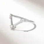 14k Solid Gold Natural Diamond V Shape Ring Guard | Chevron Wedding Band for Women - 图片 6