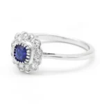 14K Solid Gold Sapphire Cushion and Diamond Cluster Ring in Art-Deco Style - 图片 3