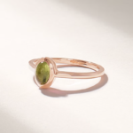 18K Solid Gold Bezel Peridot Solitaire Ring - 图片 4