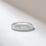 14k Gold Natural Diamond Eternity Wedding Band: Unique Triangle Pattern - 图片 6