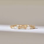 14K Solid Gold Baguette Natural Diamond Distance Wedding Band: Thin Eternity Ring - 图片 2