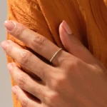 Pave Natural Diamond Bone Ring | 18K Solid Gold Bamboo Ring | Unique Knuckle Ring - 图片 3