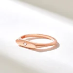 Natural Diamond Slim Star Signet Ring | 14k Flat Top Oval Pinky Ring | Solid Gold Dainty - 图片 6