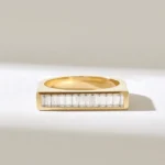 14k Baguette Natural Diamond Bar Ring | Solid Gold Flat Top Signet Ring for Women - 图片 2